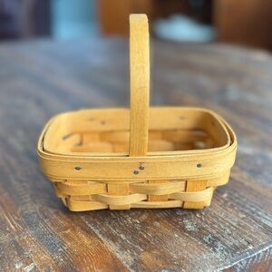 Longaberger Parsley Booking Basket
